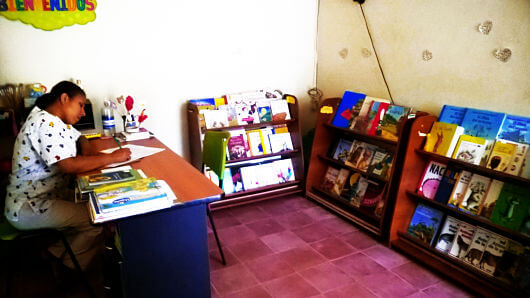 Sala de lectura en el Hospital San Francisco de Asís en Quibdó.