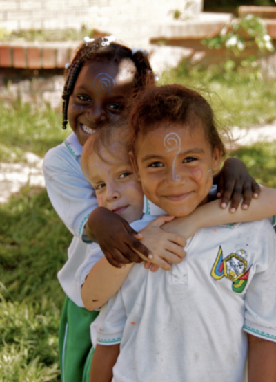 Los relatos narrados por los niños en este proyecto se convierten evidentemente en una memoria de paz del territorio.